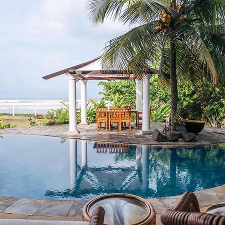 Santi Beach House With Pool & Beach Weligama Kültér fotó