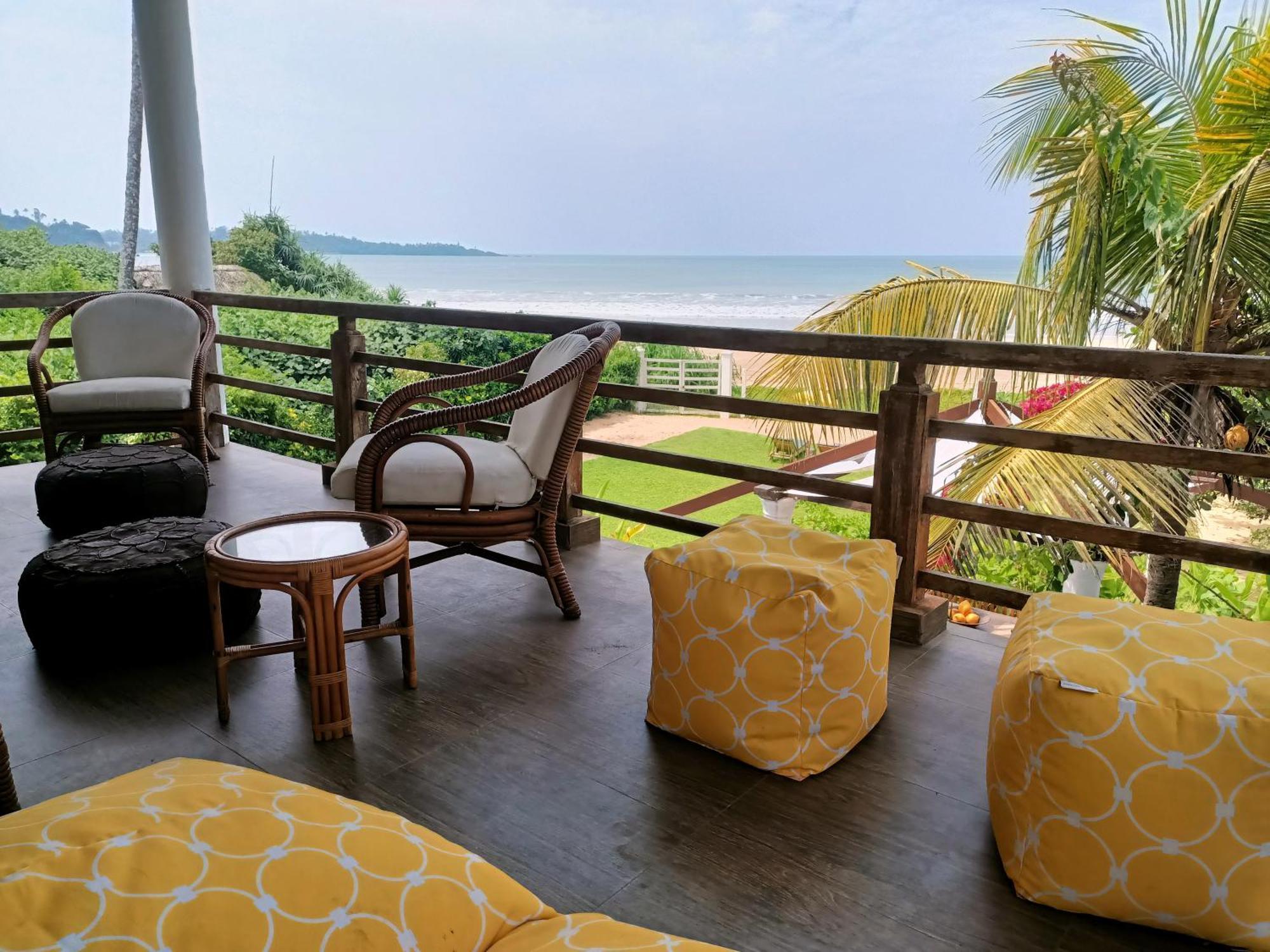 Santi Beach House With Pool & Beach Weligama Szoba fotó